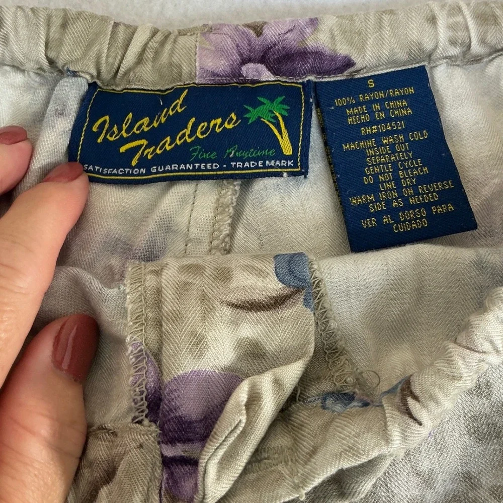 Island Traders Floral Wide Leg Pants Womens Small Tan Purple Rayon Boho Tropical